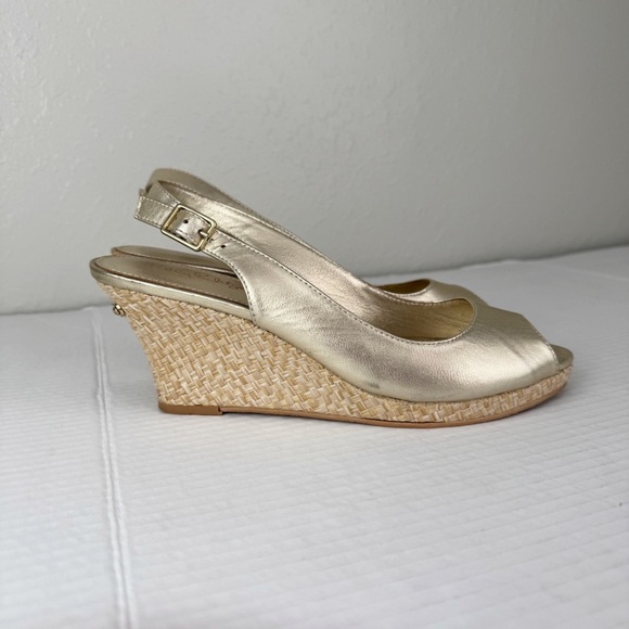 Lilly Pulitzer gigi gold metallic wedge sandal heels singback 8.5 - Picture 3 of 13